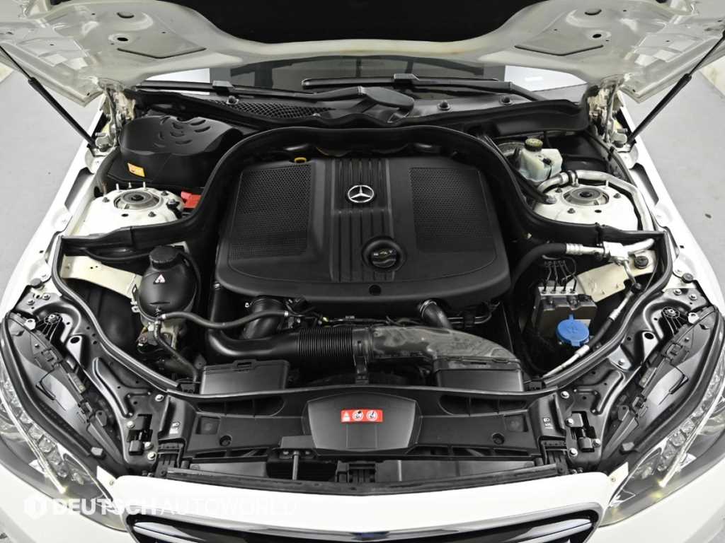 Mercedes Benz E class - Vista 6