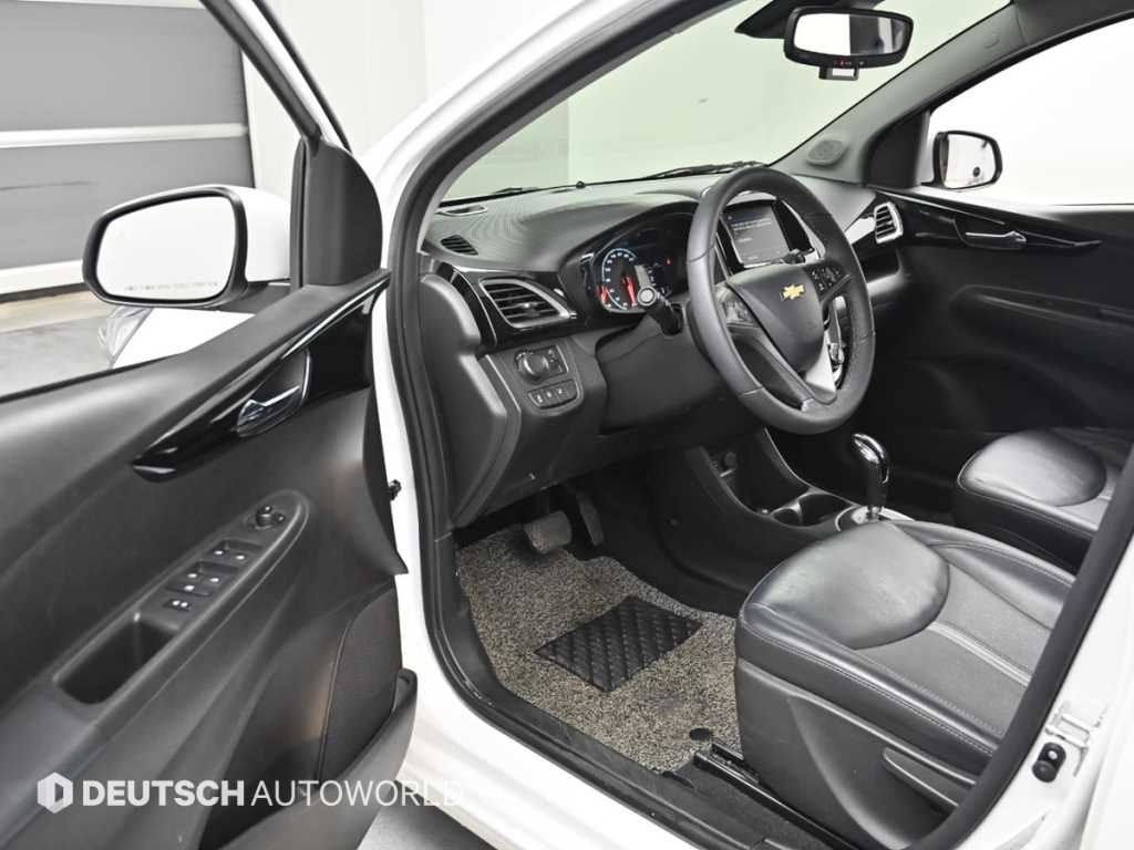 Chevrolet Spark - Vista 11