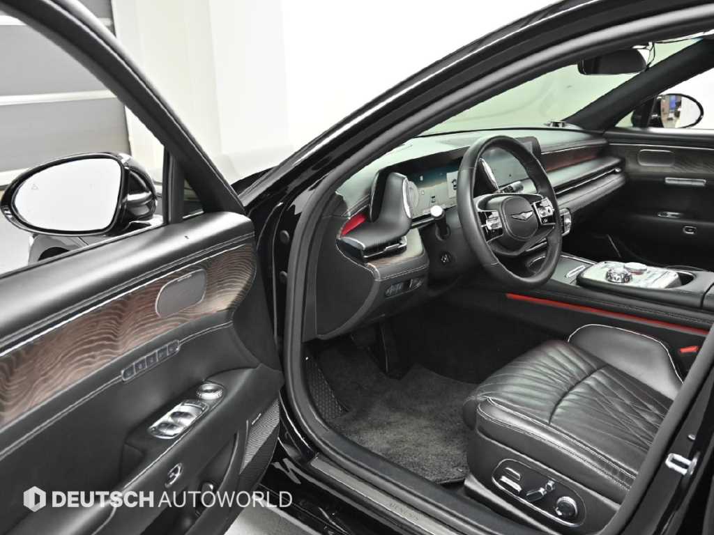 Genesis G90 - Vista 11