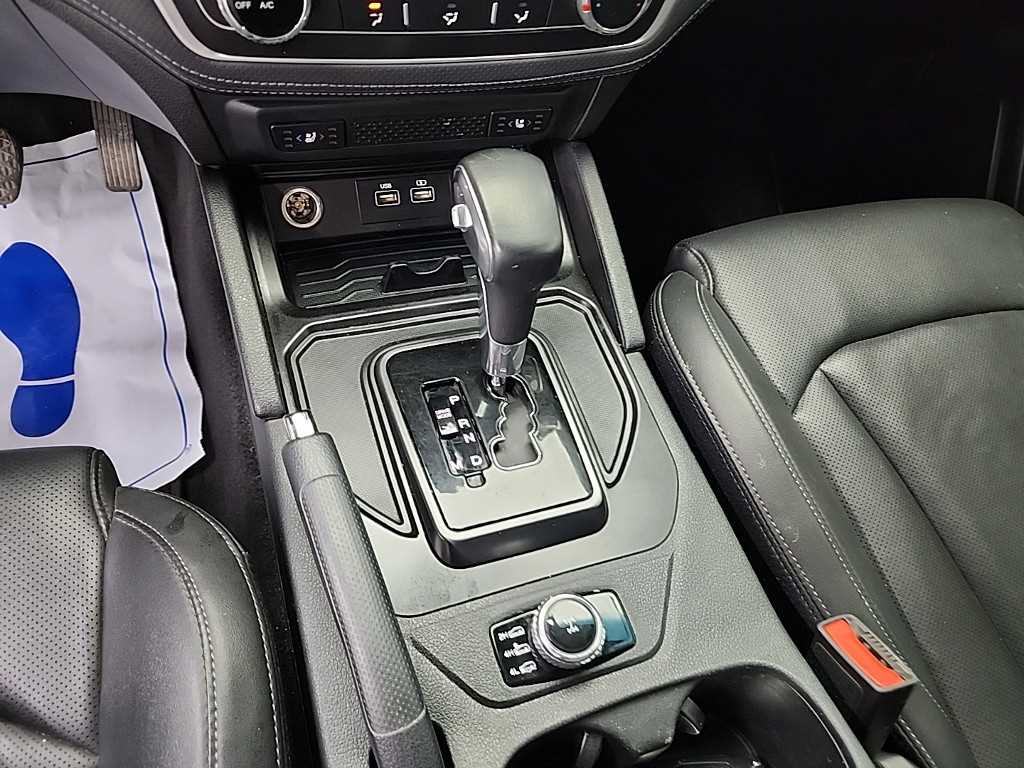 Ssangyong Rexton - Vista 8
