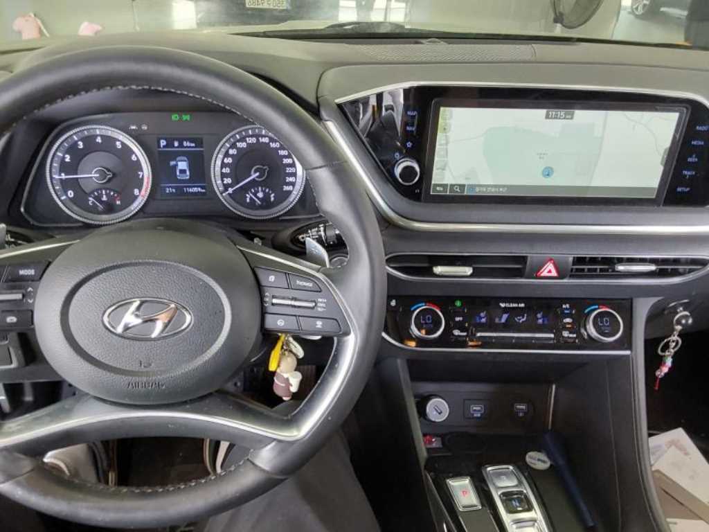 HYUNDAI Sonata - Vista 5