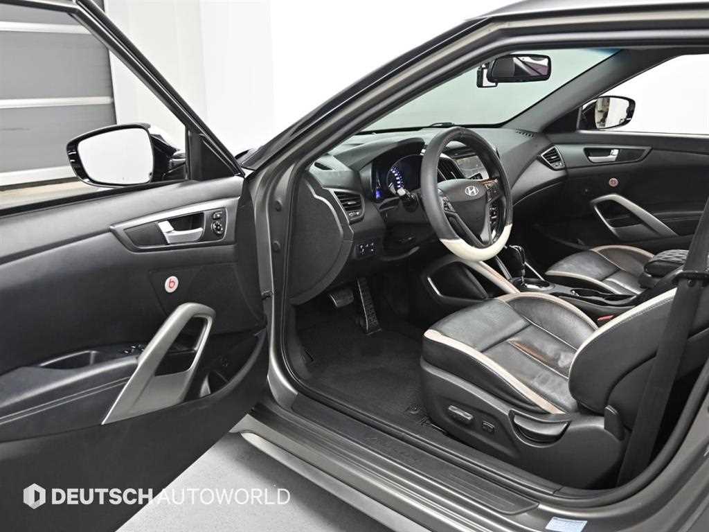 HYUNDAI Veloster - Vista 11
