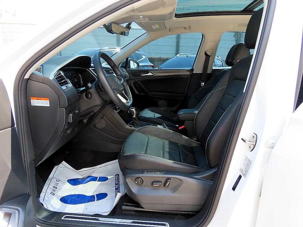 Volkswagen Tiguan - Vista 5