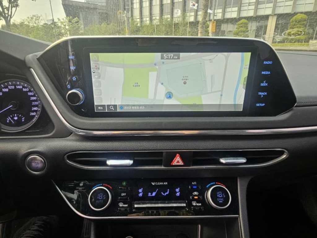 HYUNDAI Sonata - Vista 7