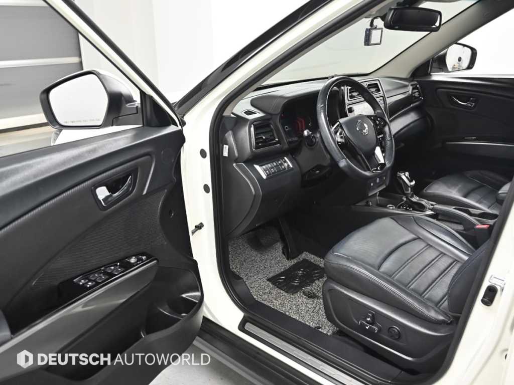 Ssangyong Tivoli - Vista 11