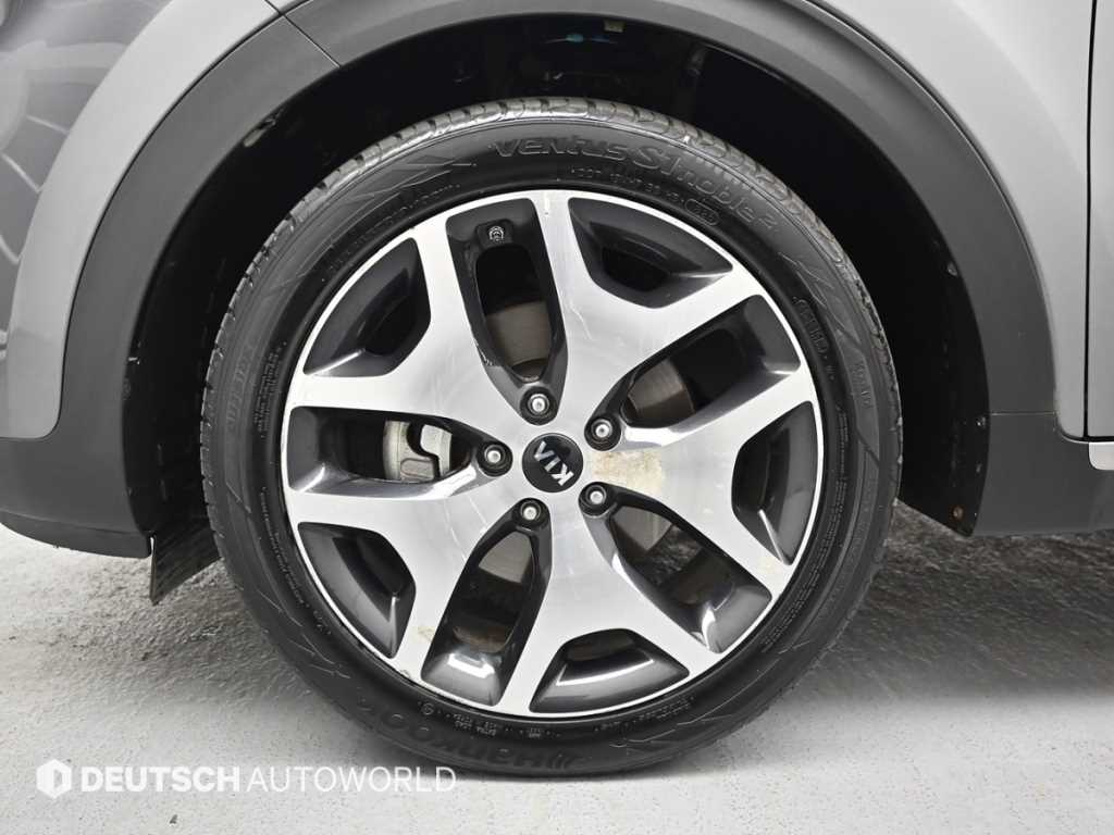 KIA Sportage - Vista 5