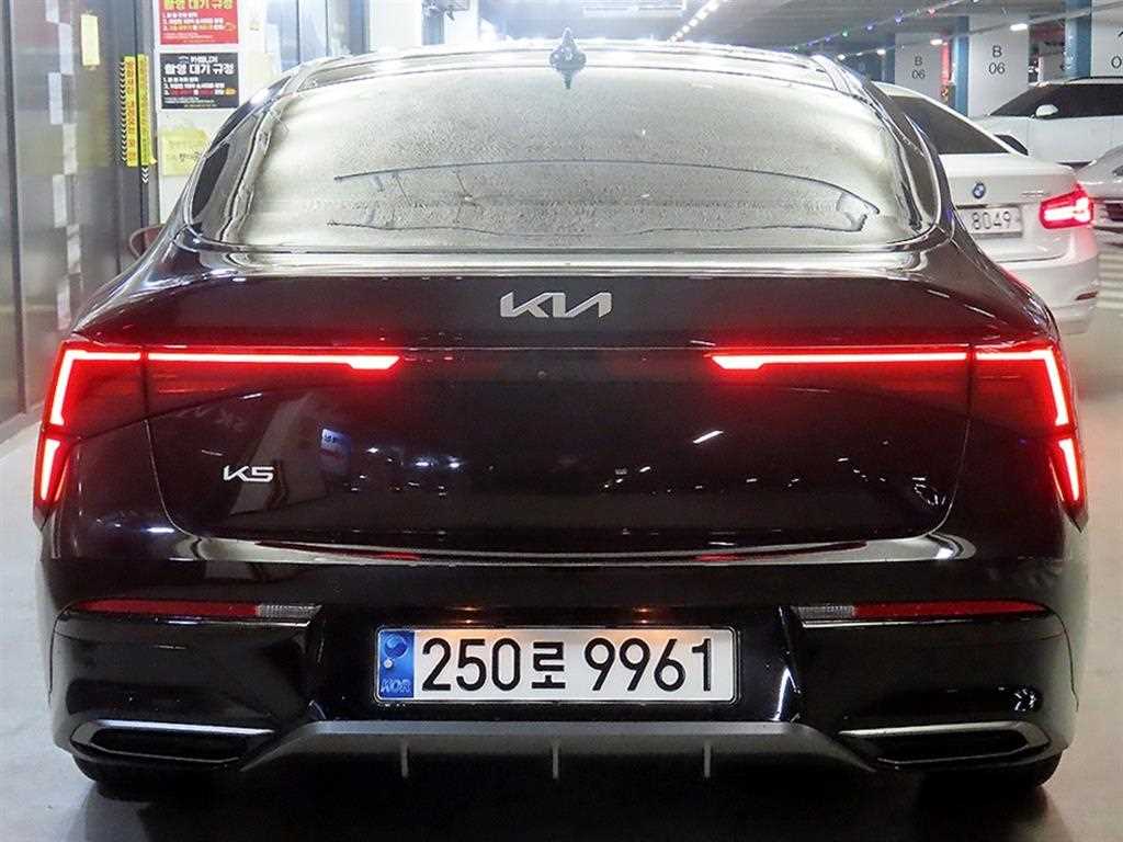 KIA K5 - Vista 5