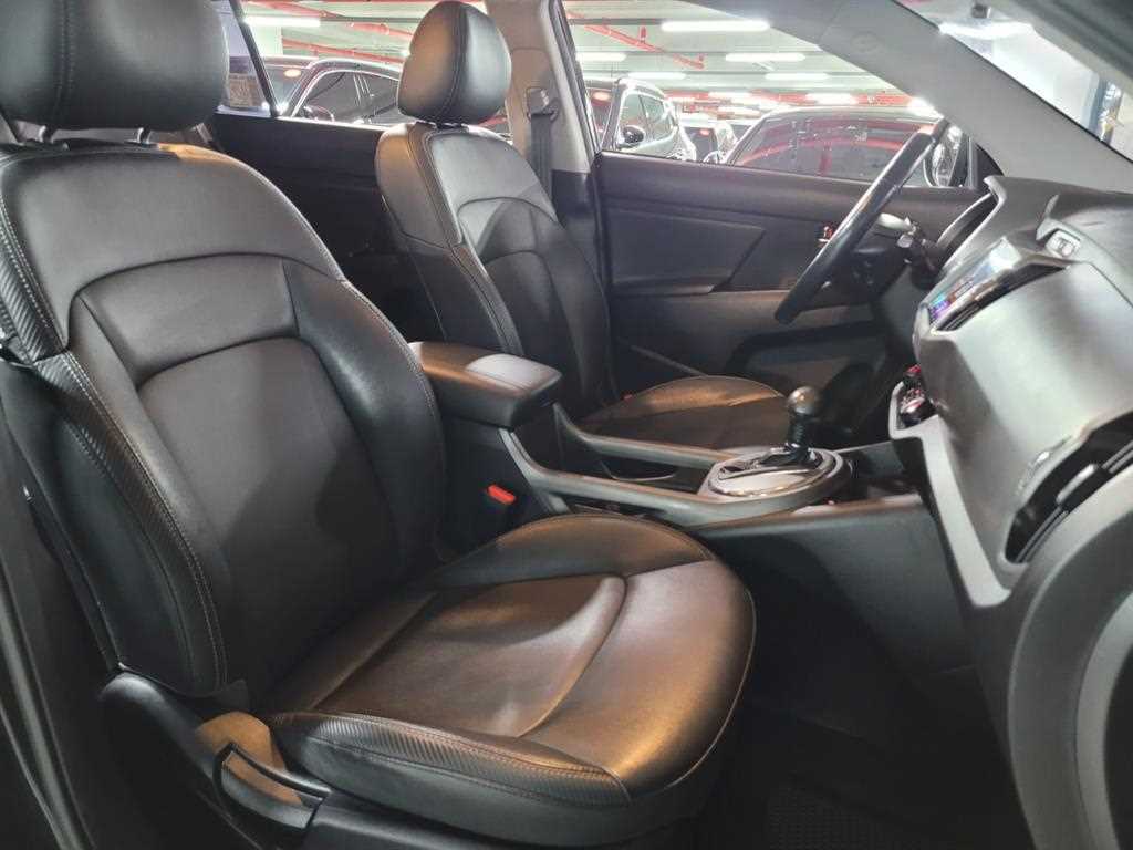 KIA Sportage - Vista 8
