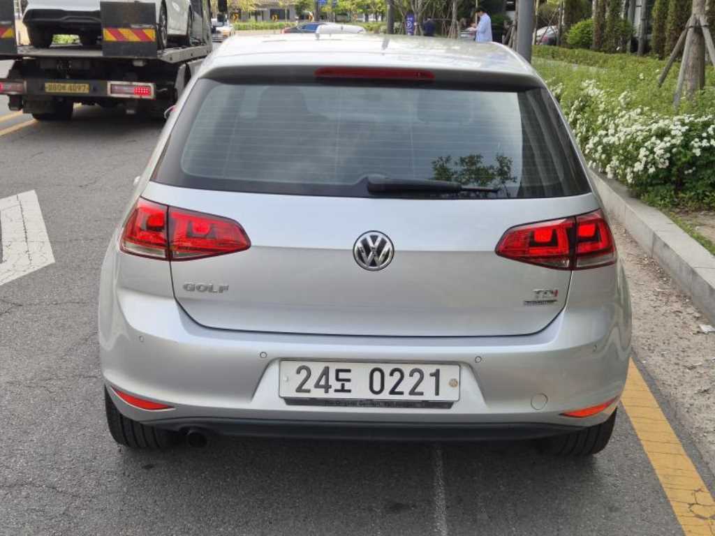 Volkswagen Golf - Vista 6