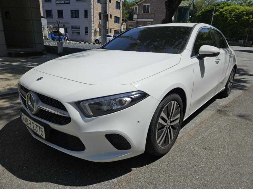 Mercedes Benz A Class - Vista 3