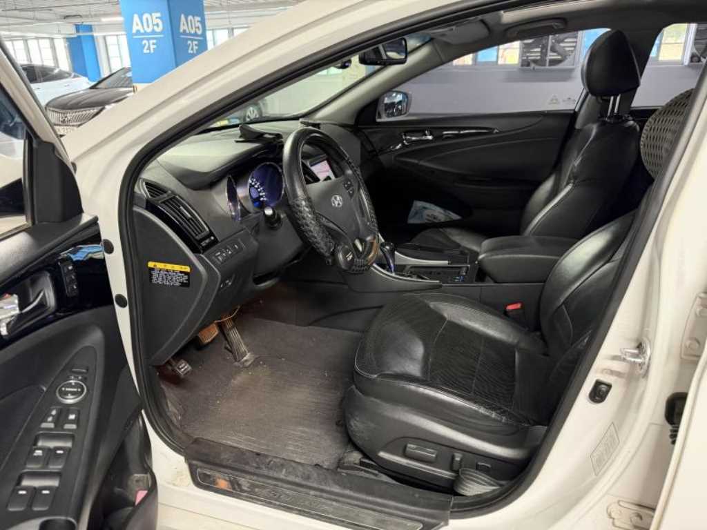 HYUNDAI Sonata 2011 - Importación desde Corea - HF Imports Iquique - Foto 13