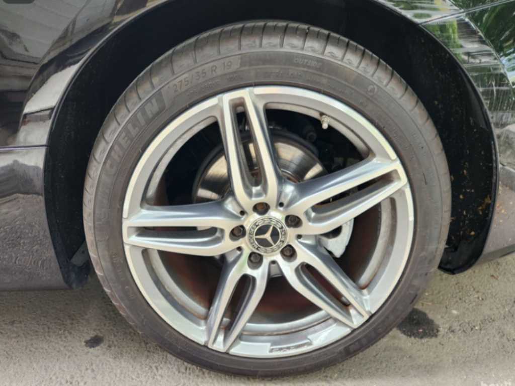 Mercedes Benz E class - Vista 12