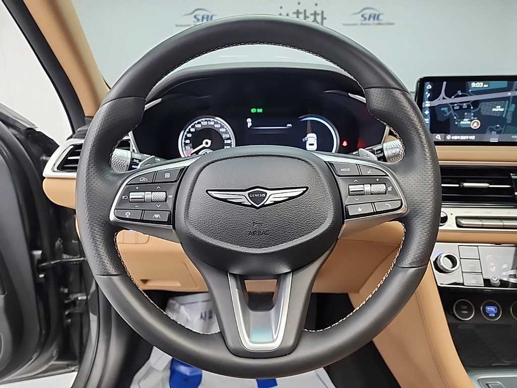 Genesis G70 - Vista 9