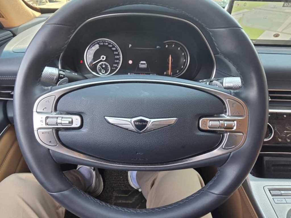 Genesis GV80 - Vista 9