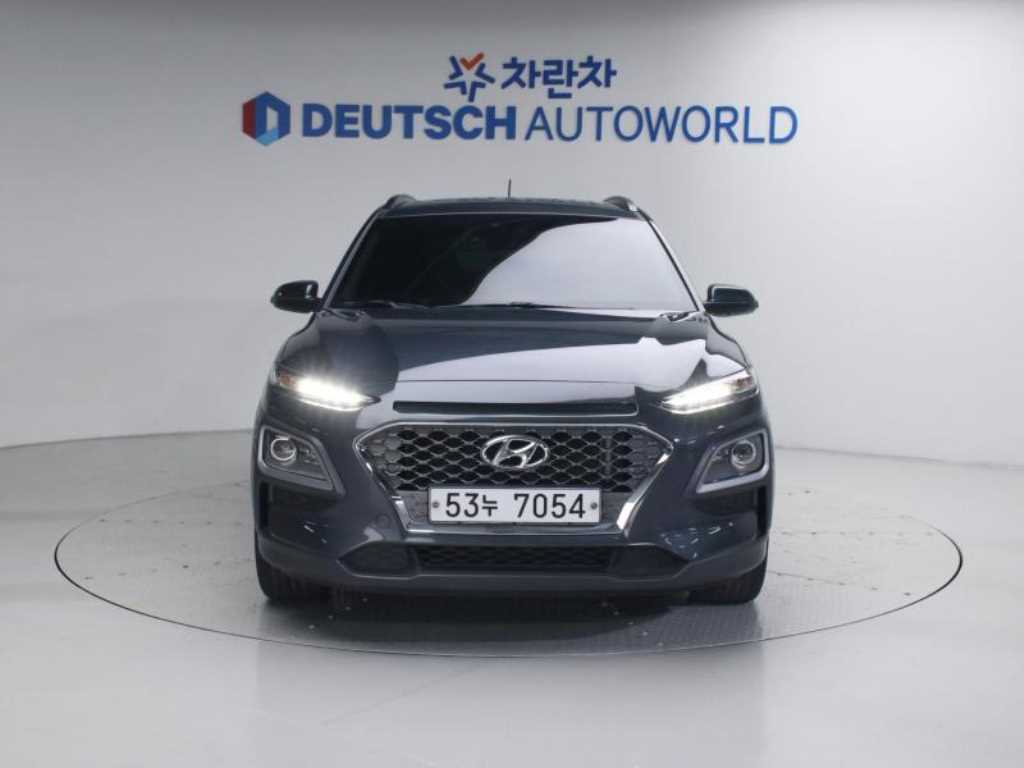 HYUNDAI Kona - Vista 4