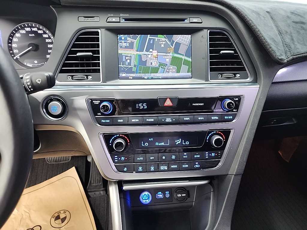HYUNDAI Sonata - Vista 10
