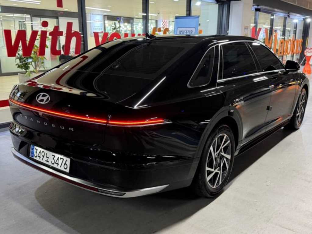 HYUNDAI Grandeur - Vista 4