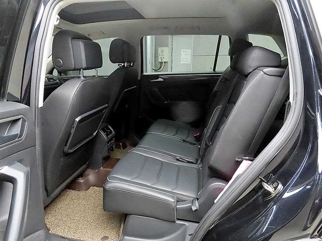 Volkswagen Tiguan - Vista 6