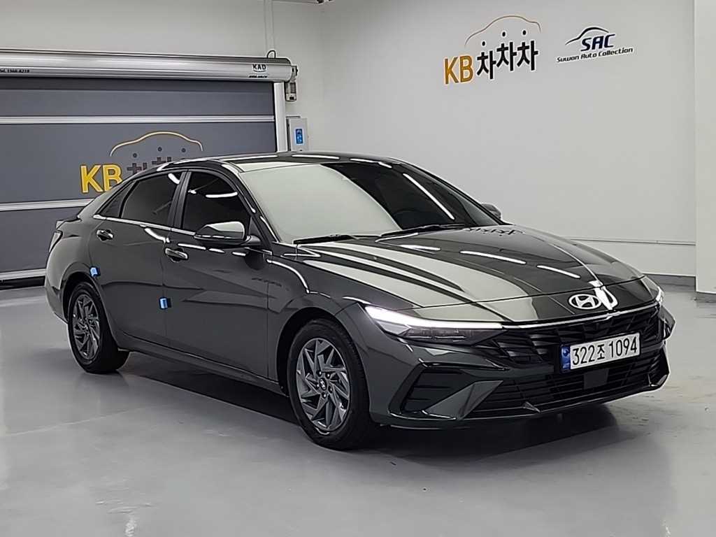 HYUNDAI Avante - Vista 4