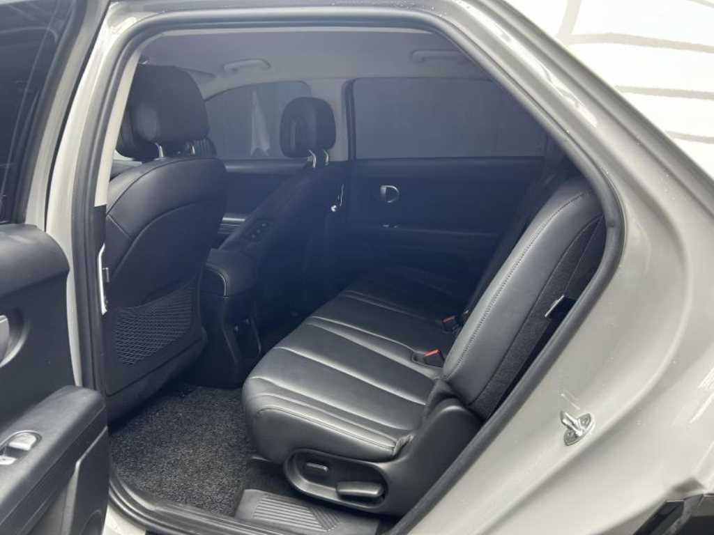HYUNDAI Ioniq 5 - Vista 7