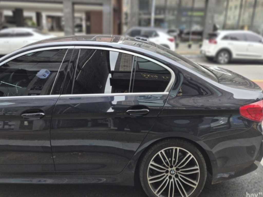 BMW 5 Series - Vista 3