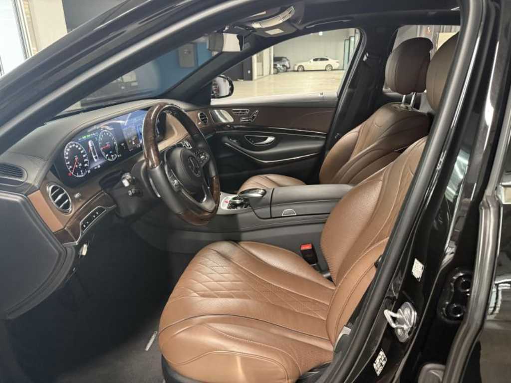 Mercedes Benz S Class - Vista 5