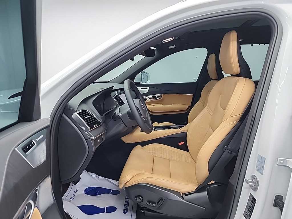 Volvo XC90 - Vista 11