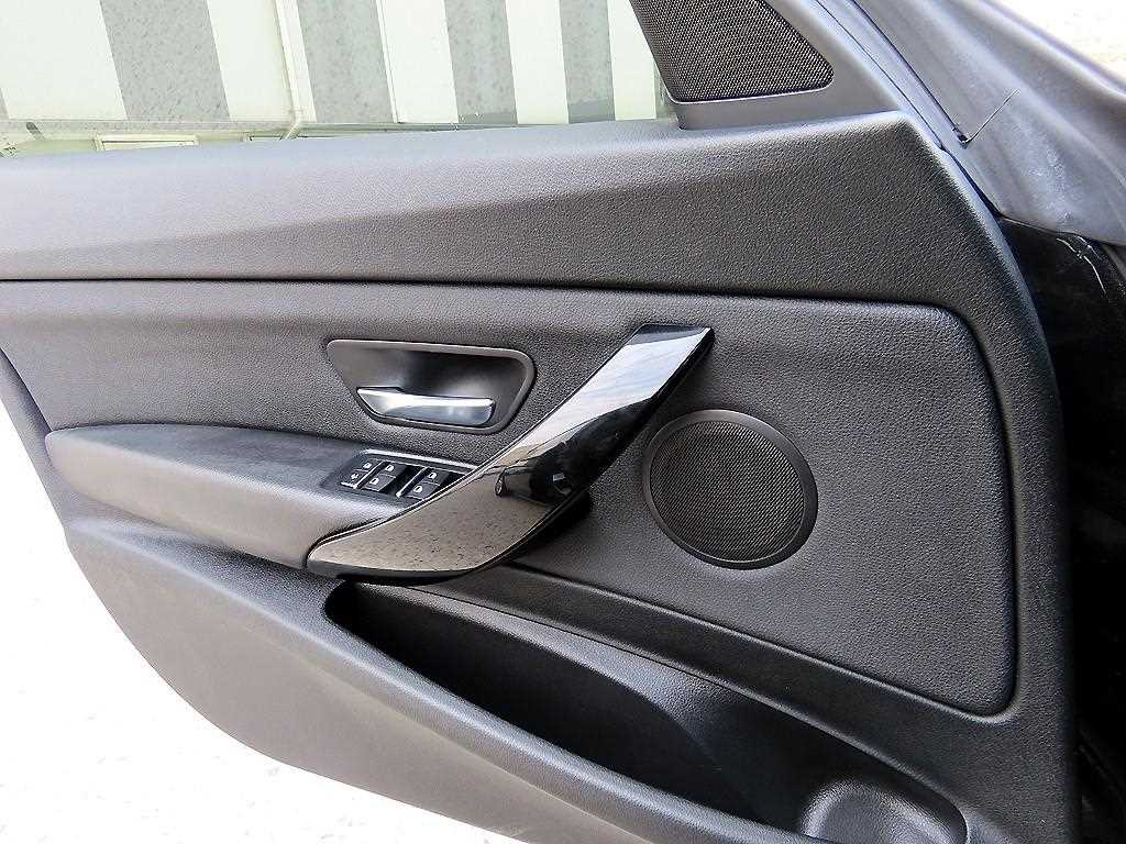 BMW Gran Turismo - Vista 12