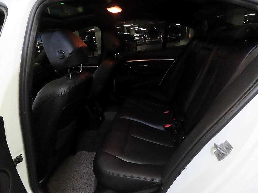 BMW 3 series - Vista 7