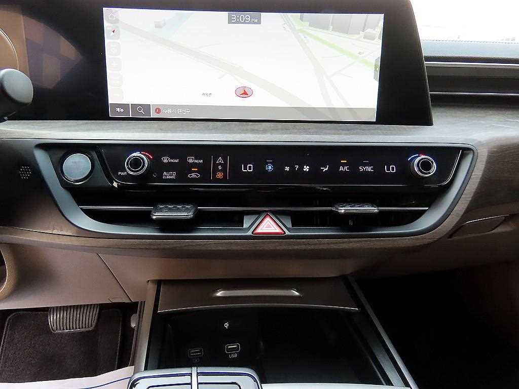 KIA K8 - Vista 12