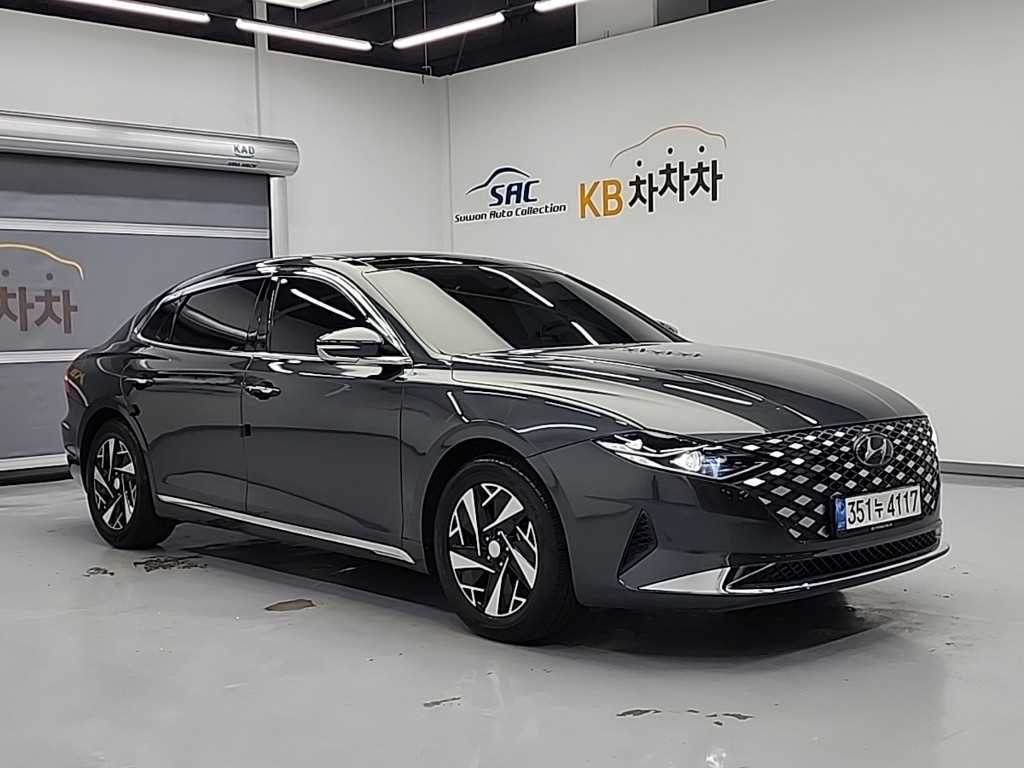 HYUNDAI Grandeur - Vista 4