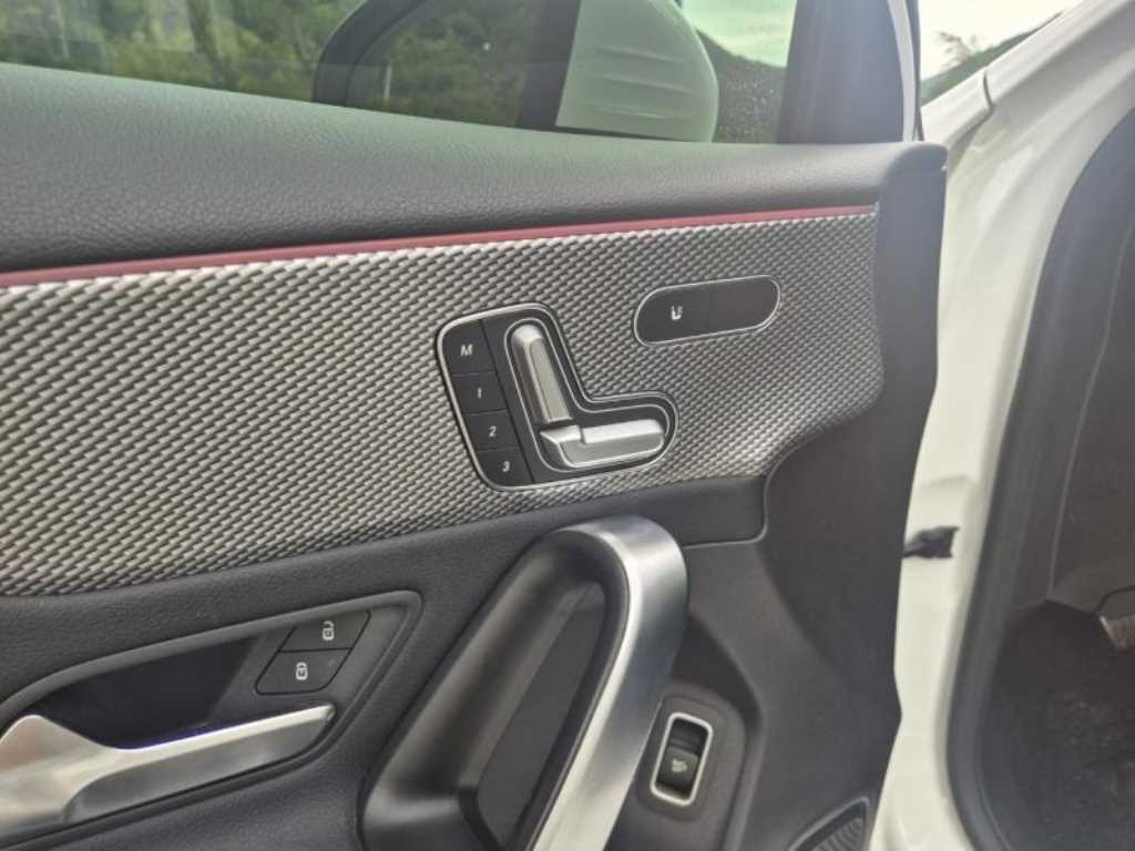 Mercedes Benz A Class - Vista 10
