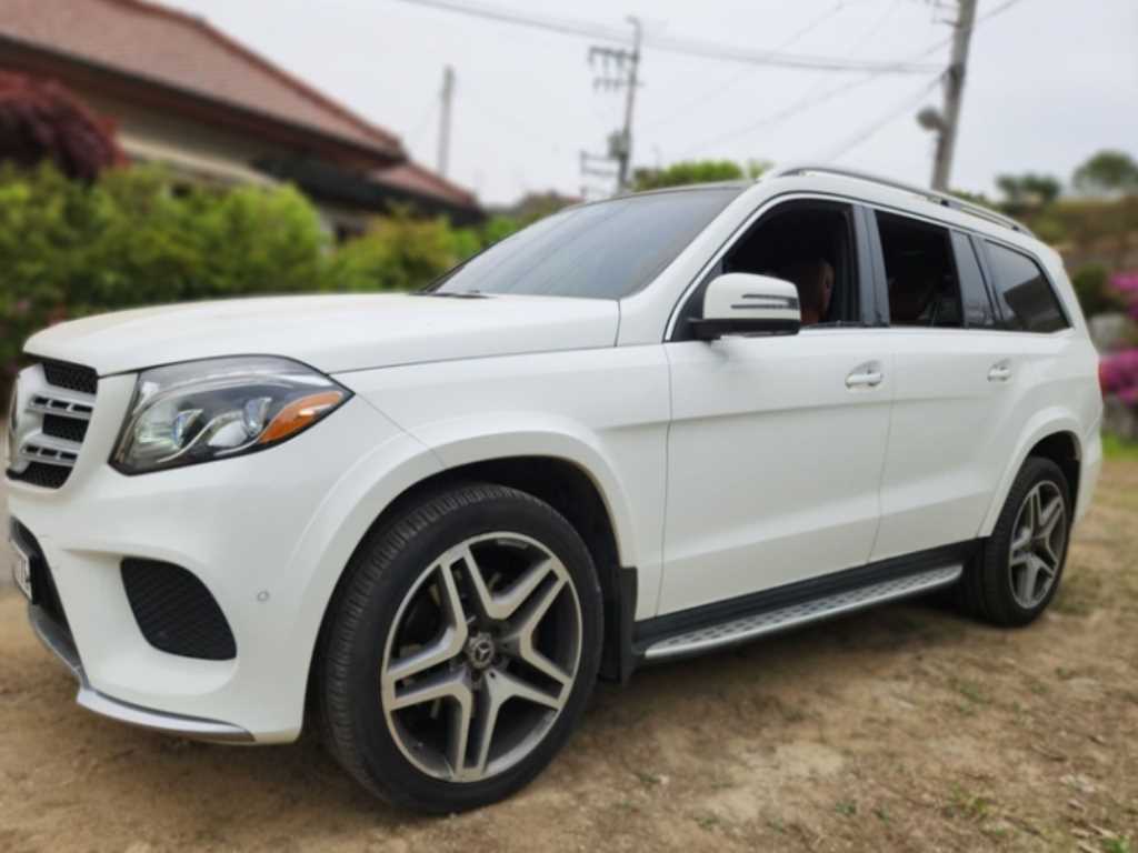Mercedes Benz GLS Class - Vista 2