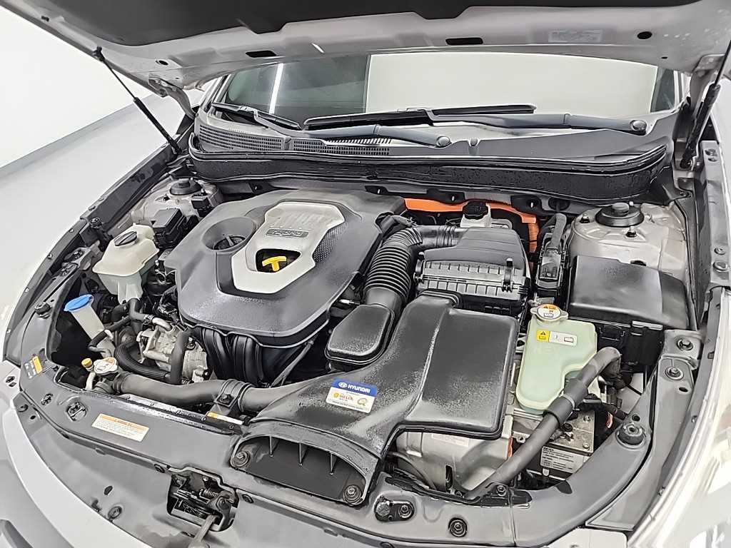 HYUNDAI Sonata - Vista 5