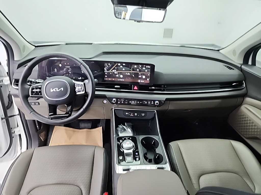 KIA Carnival - Vista 7