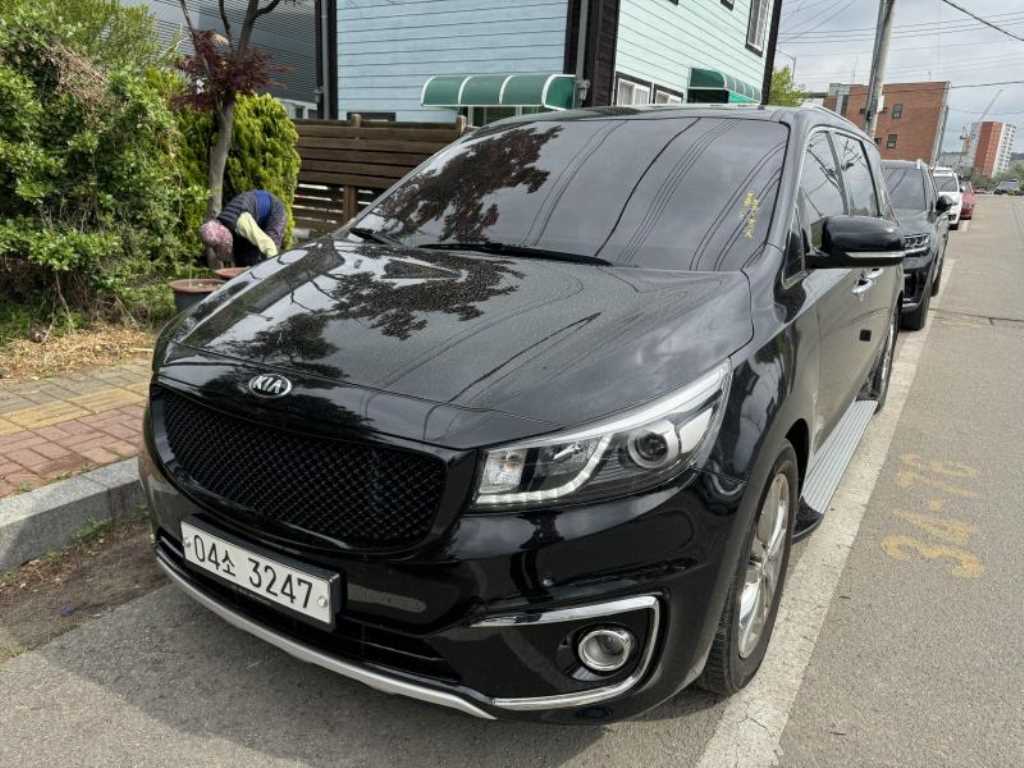 KIA Carnival - Vista 2