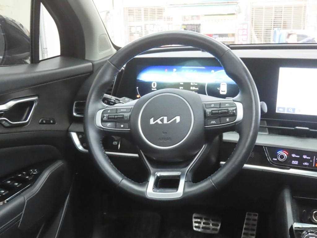 KIA Sportage 2023 Negro - Importación desde Corea - HF Imports Iquique - Foto 17