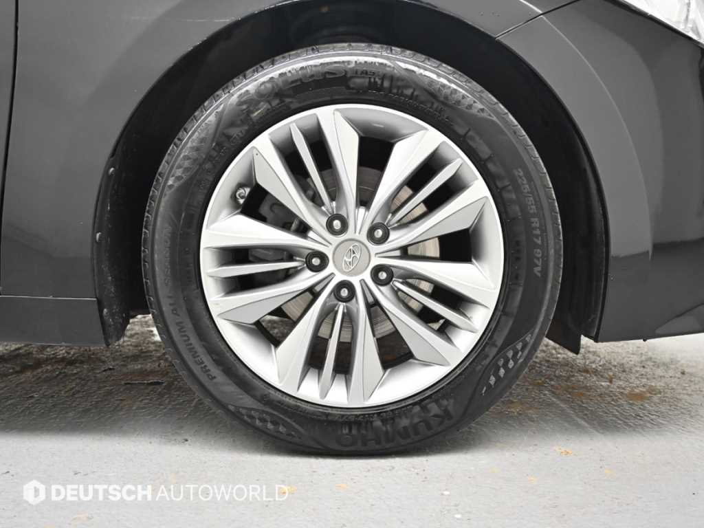 HYUNDAI Grandeur - Vista 5