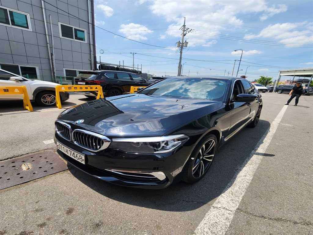 BMW 5 Series - Vista 4