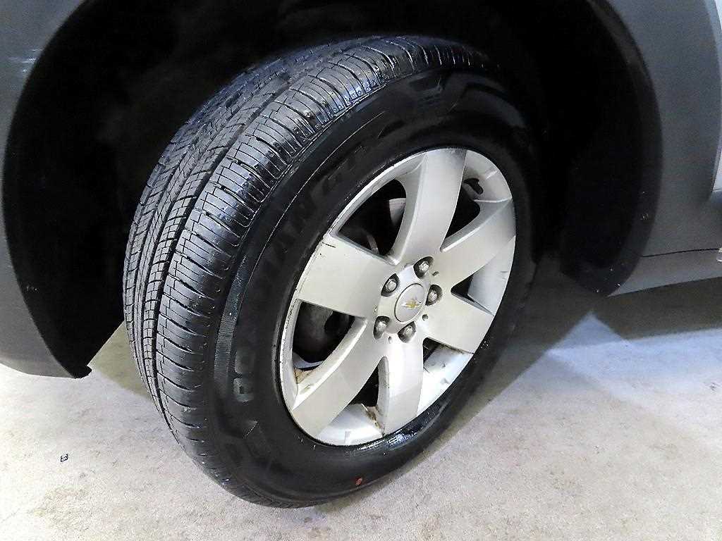 Chevrolet Captiva 2015 Gris - Importación desde Corea - HF Imports Iquique - Foto 18
