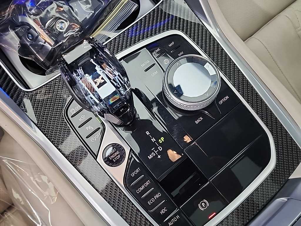 BMW X6 - Vista 8