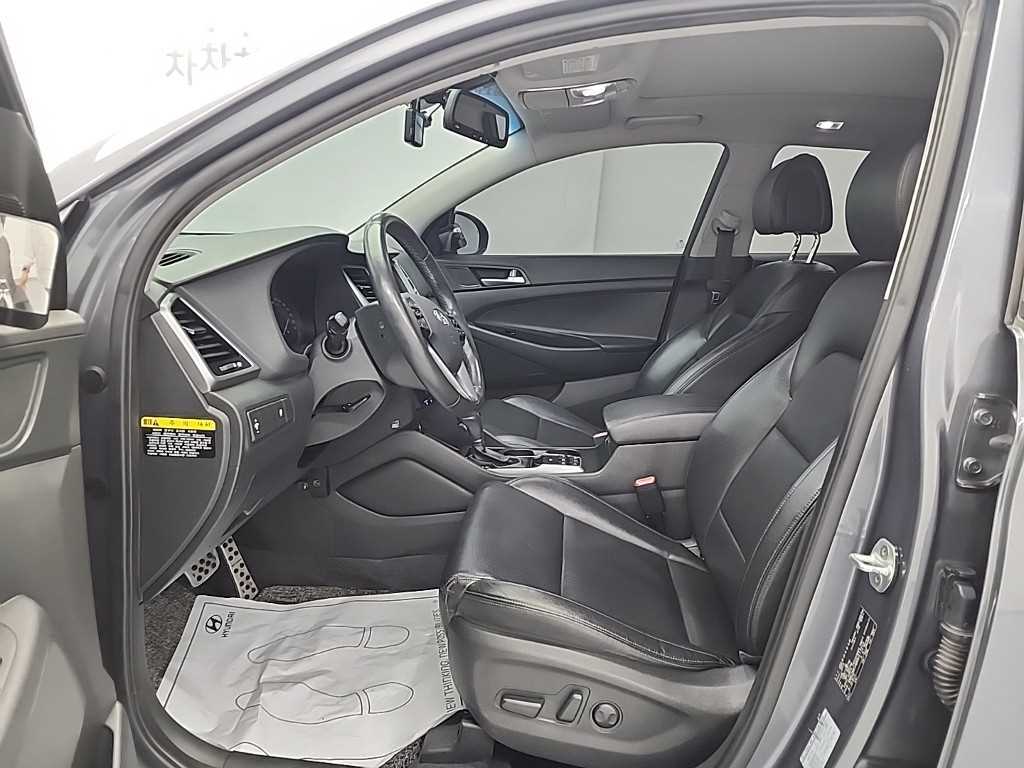 HYUNDAI Tucson - Vista 11