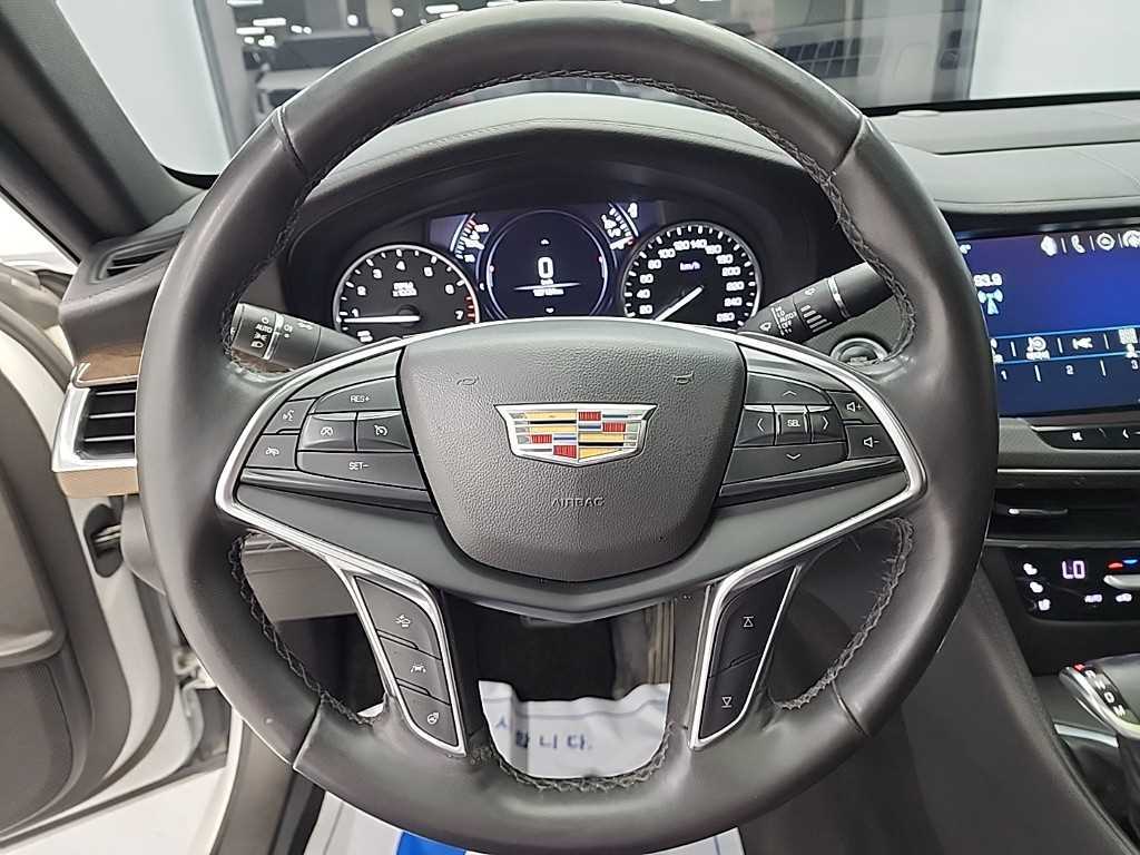 Cadillac CT6 - Vista 9