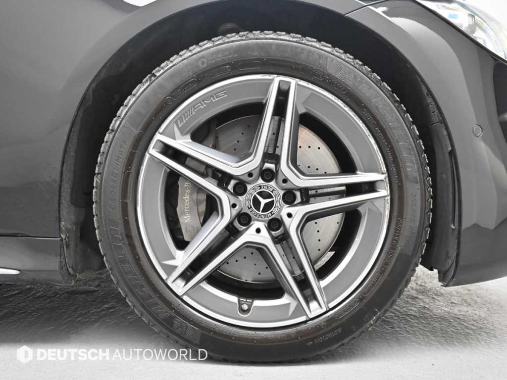 Mercedes Benz S Class - Vista 5
