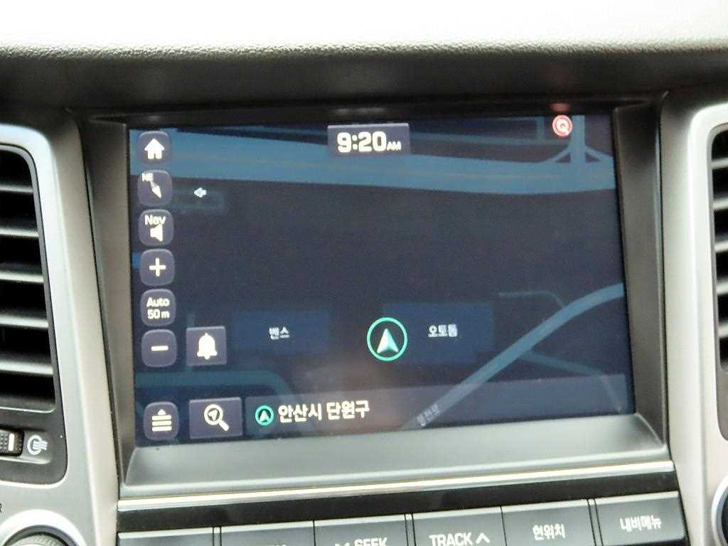 HYUNDAI Tucson - Vista 9