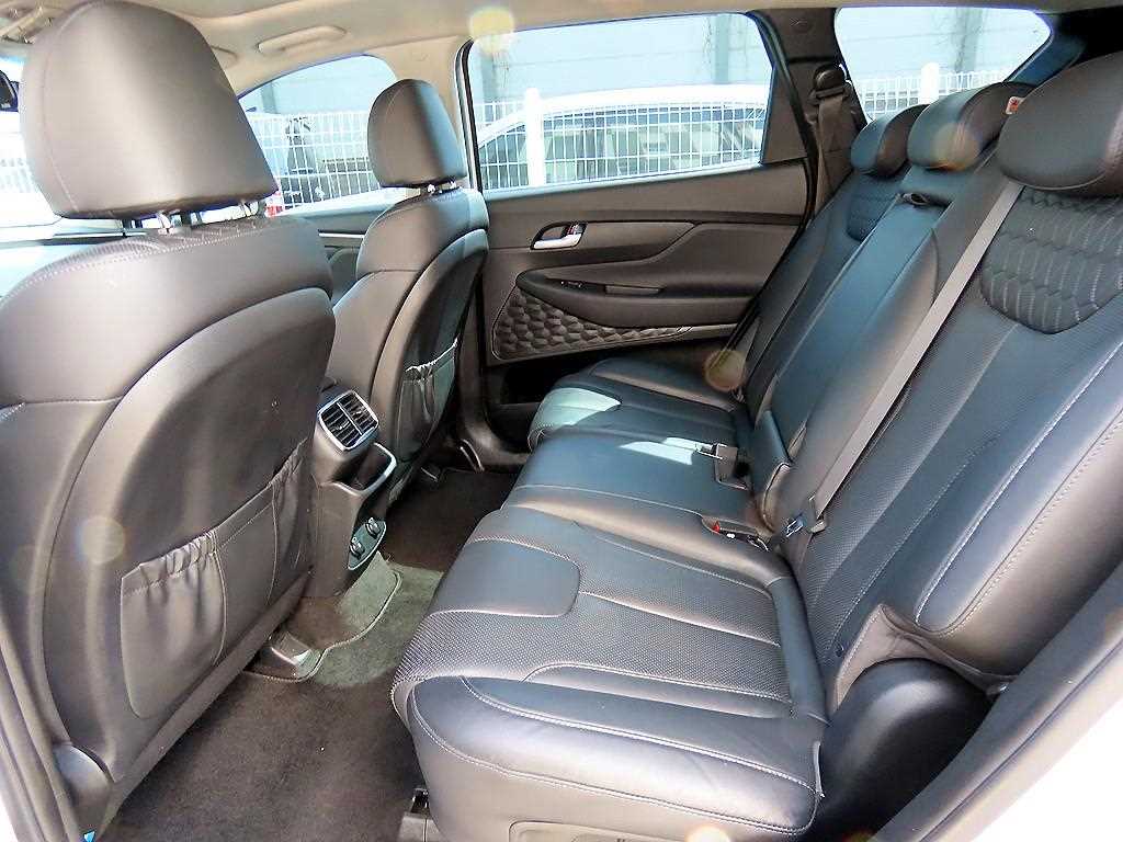 HYUNDAI Santa Fe - Vista 6