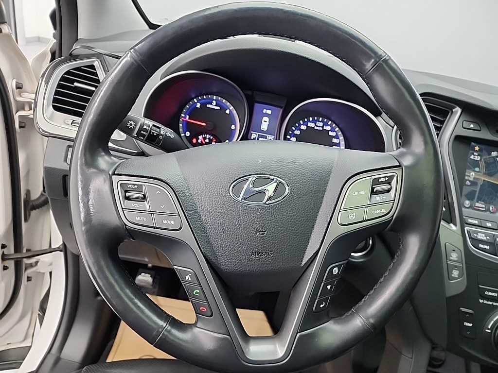 HYUNDAI Santa Fe - Vista 9