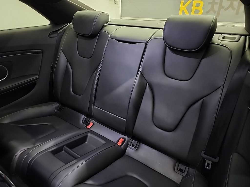 Audi RS5 - Vista 12