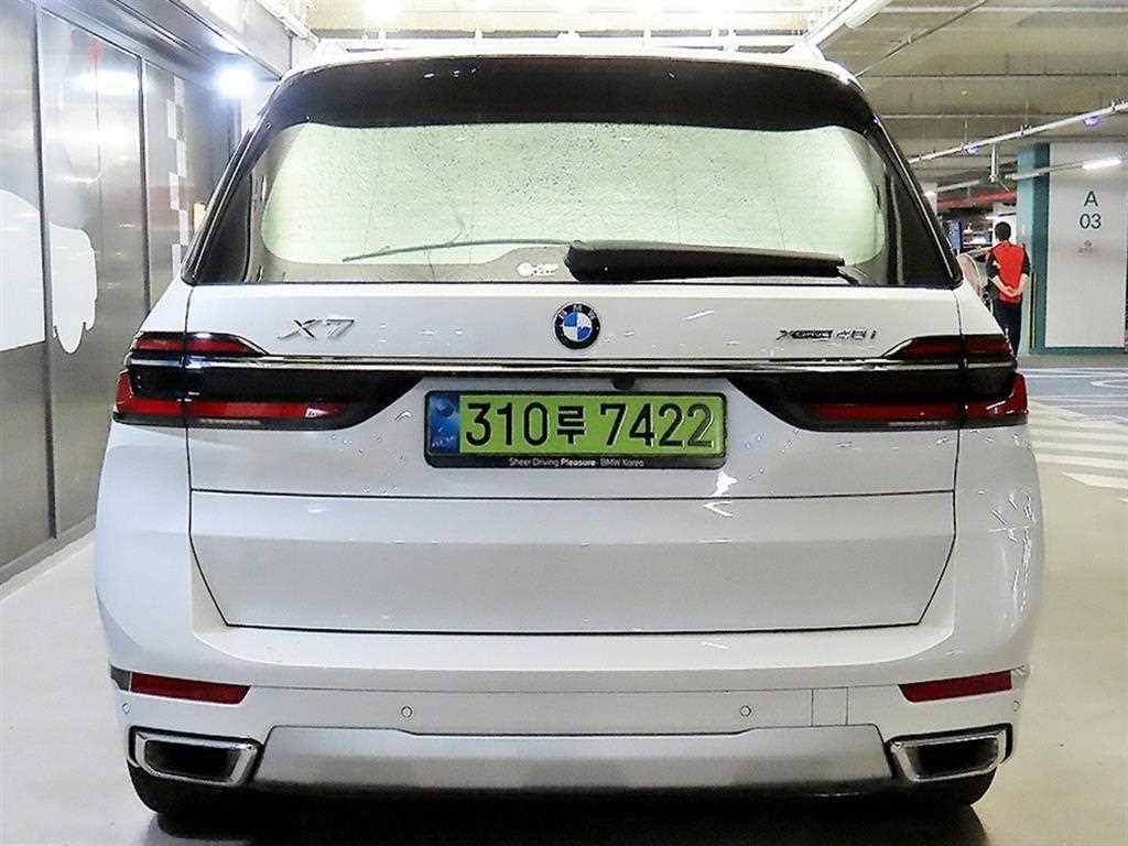 BMW X7 - Vista 5