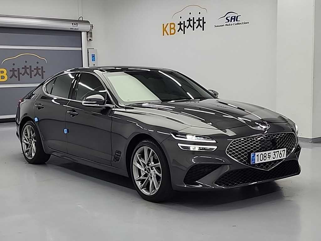 Genesis G70 - Vista 3